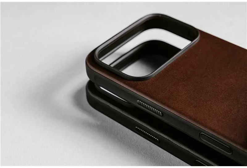 Nomad Modern Odinis dėklas, rustic ruda (Horween) - iPhone 17 Pro Max