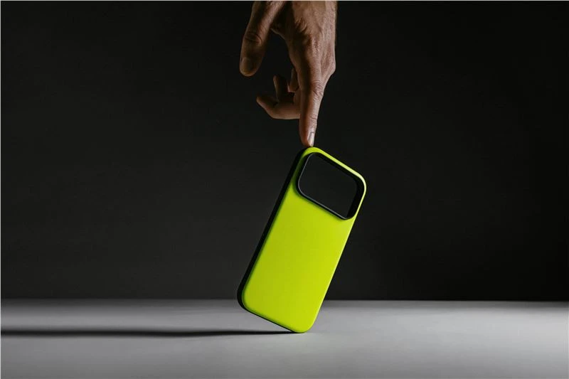 Nomad Modern dėklas, volt – iPhone 17 Pro