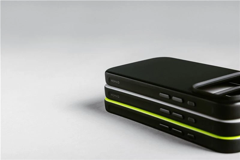Nomad Modern dėklas, volt – iPhone 17 Pro