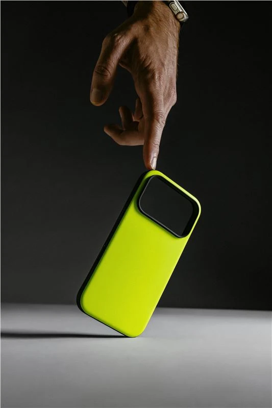 Nomad Modern dėklas, volt – iPhone 17 Pro