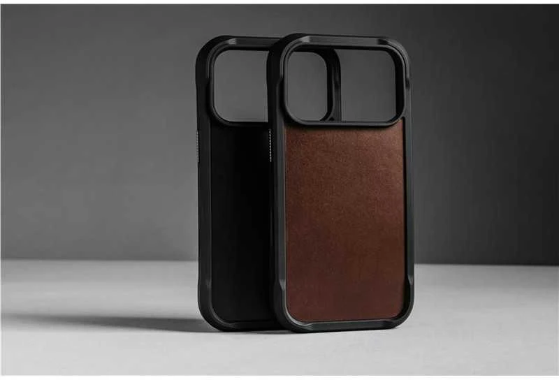 Nomad Rugged Odinis dėklas, juodas (Horween) - iPhone 17 Pro Max