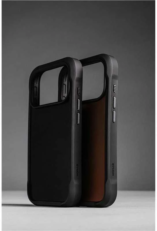 „Nomad“ tvirtas odinis dėklas, kaimiškos rudos spalvos („Horween“) – „iPhone 17 Pro Max“
