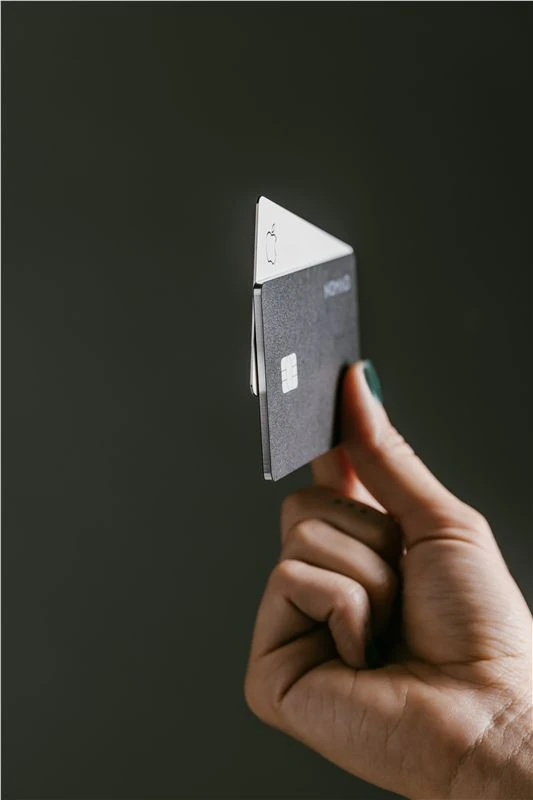 Nomad Tracking Card Pro - Find My, juoda