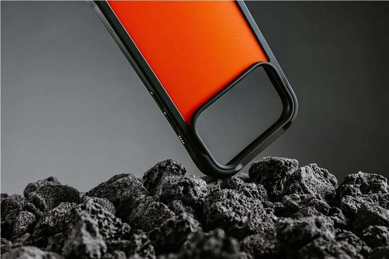 Nomad Rugged dėklas, ultra oranžinis – iPhone 17 Pro