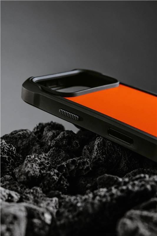 Nomad Rugged dėklas, ultra oranžinis – iPhone 17 Pro
