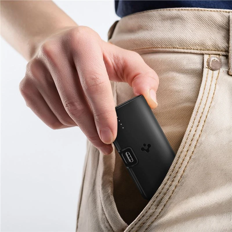 Spigen EA2205 Powerbank 5000mAh 22.5W – juodos spalvos