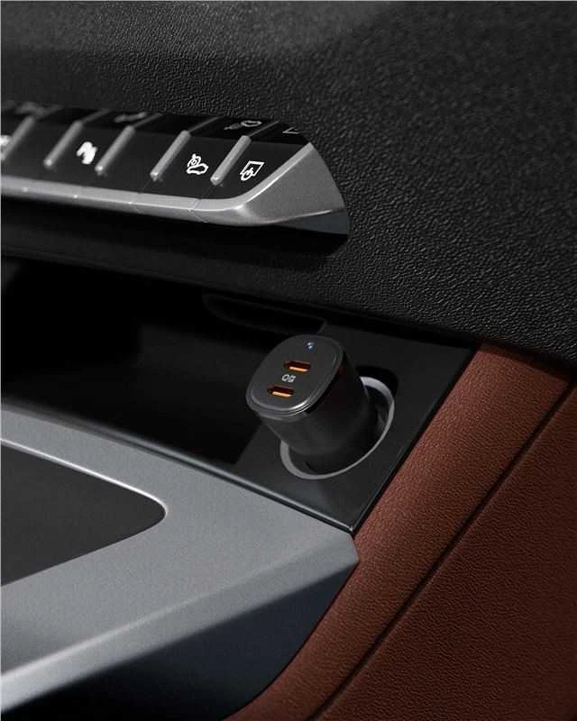 „Spigen ArcStation Essential EV502“ automobilinis įkroviklis, 2x USB-C, PD + QC3.0, 50W (juodas)