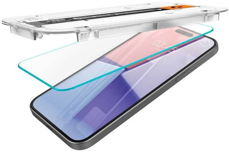 GRŪDINTAS STIKLAS SPIGEN GLAS.TR EZ FIT IPHONE 15 CLEAR