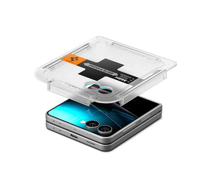 Apsauginis grūdintas stiklas Samsung Galaxy Z Flip 7 telefonui „Spigen Glas.TR EZ Fit HD 2 vnt.”
