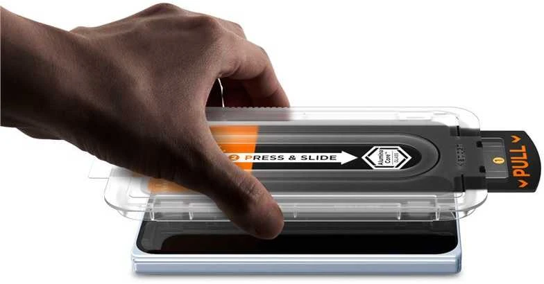 „Spigen Glass tR EZ Fit Pro“ 2 vnt., skaidrūs – „Google Pixel 10 Pro Fold“