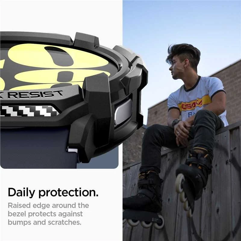 „Spigen Rugged Armor“ dėklas, skirtas „Samsung Galaxy Watch 7“ 44 mm (matinis juodas)