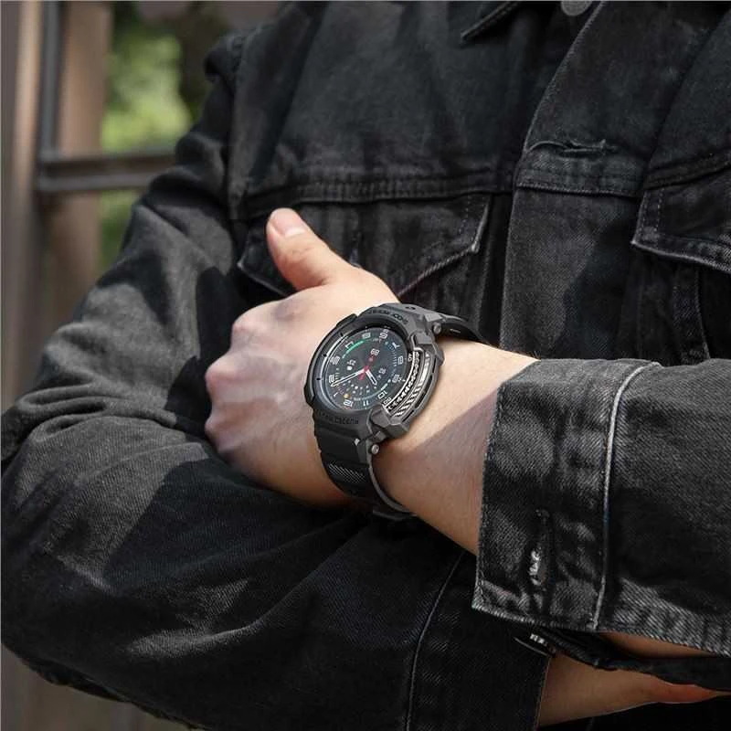 „Spigen Rugged Armor Pro“, matinis juodas - „Galaxy Watch 8 Classic“ (46 mm)
