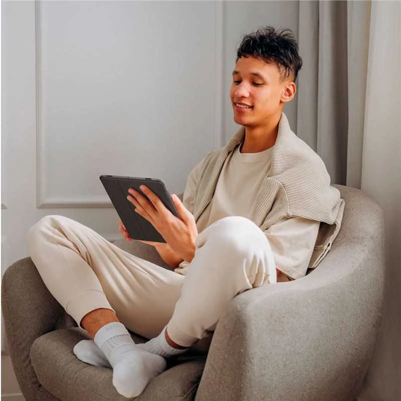 Spigen Ultra Hybrid Pro, juodos spalvos – Samsung Galaxy Tab S10 FE