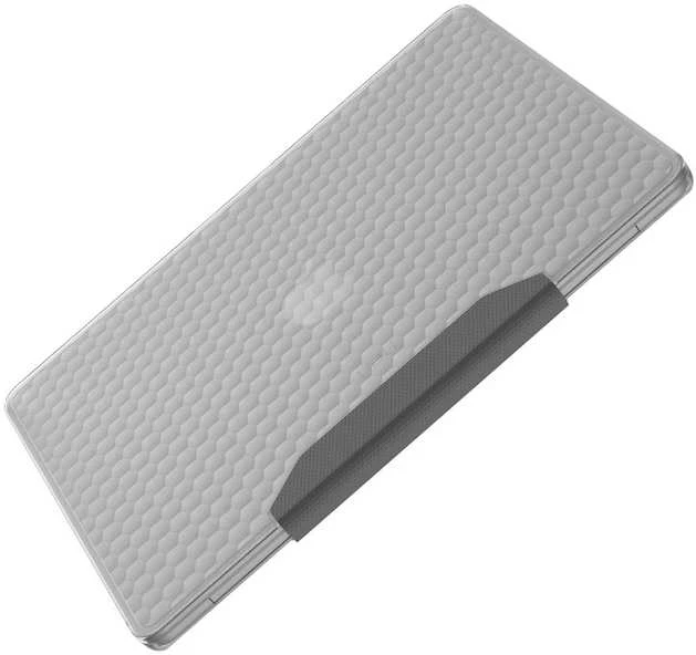 Carruzzo Urban Armor Gear UAG Essential Armor, ledinis - MacBook Air 13" (M4/3/2)