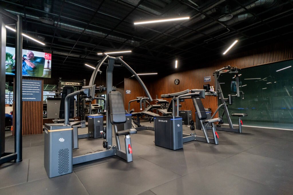 „Evolve Digital“ „Strength Series“ treniruoklis krūtinės raumenims su reguliuojamais svoriais (DS-401) aprašymas - Prekės nuotrauka