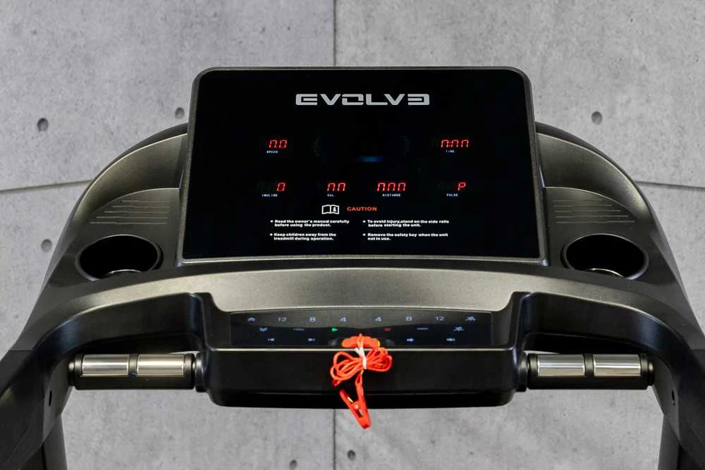 Bėgimo takelis „Evolve“ su LCD konsolė (HT-250)