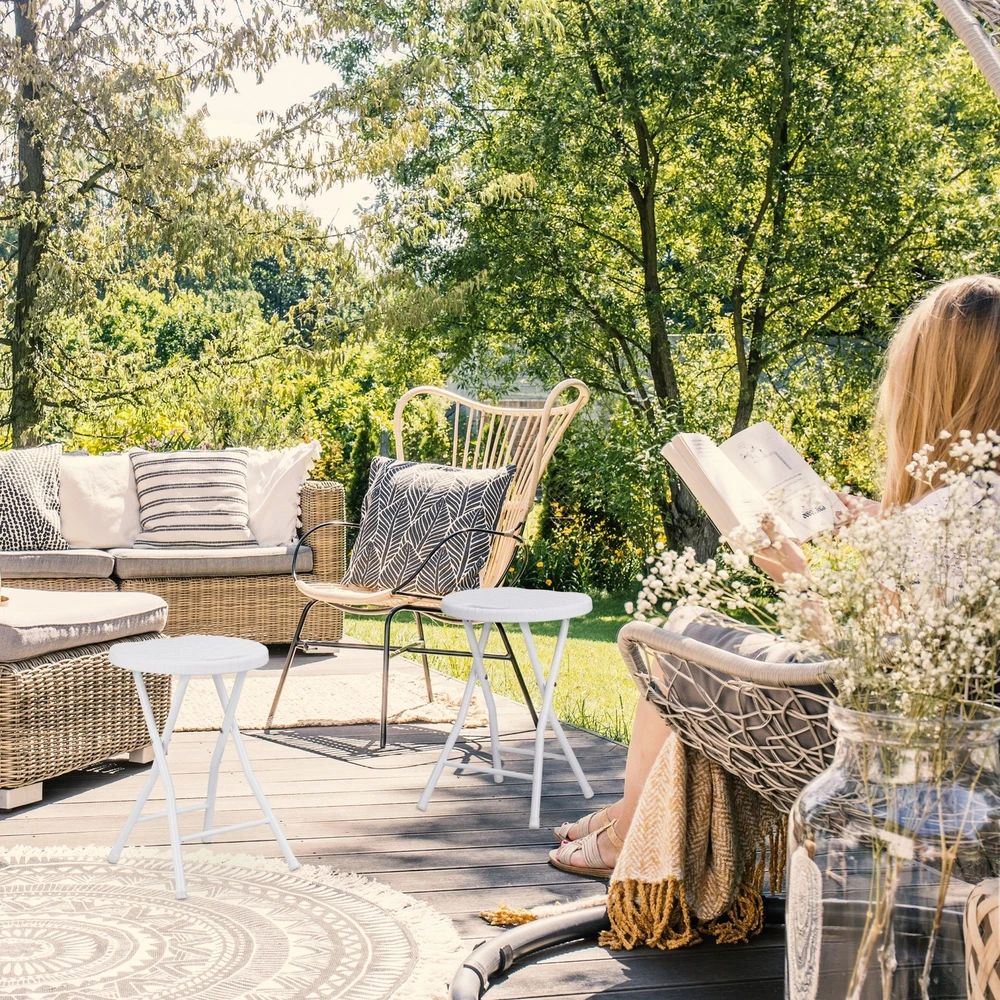 Relaxdays 2 apvalių sulankstomų taburečių BASTIAN rinkinys