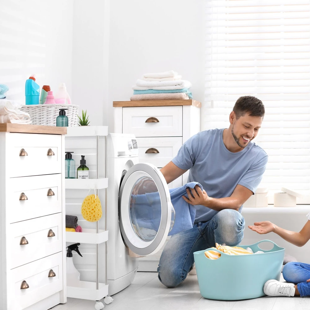 Relaxdays Baltas siauras vežimėlis su 4 lentynomis