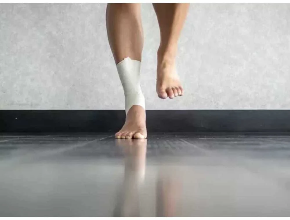 Kineziologinis sportinis teipas Dunlop, balta