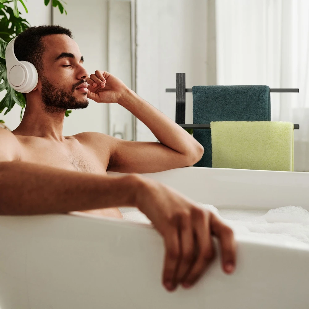 Relaxdays Modernus juodos spalvos rankšluosčių stovas