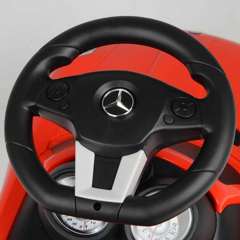 Paspirtukas - užsėdama mašinėlė Mercedes