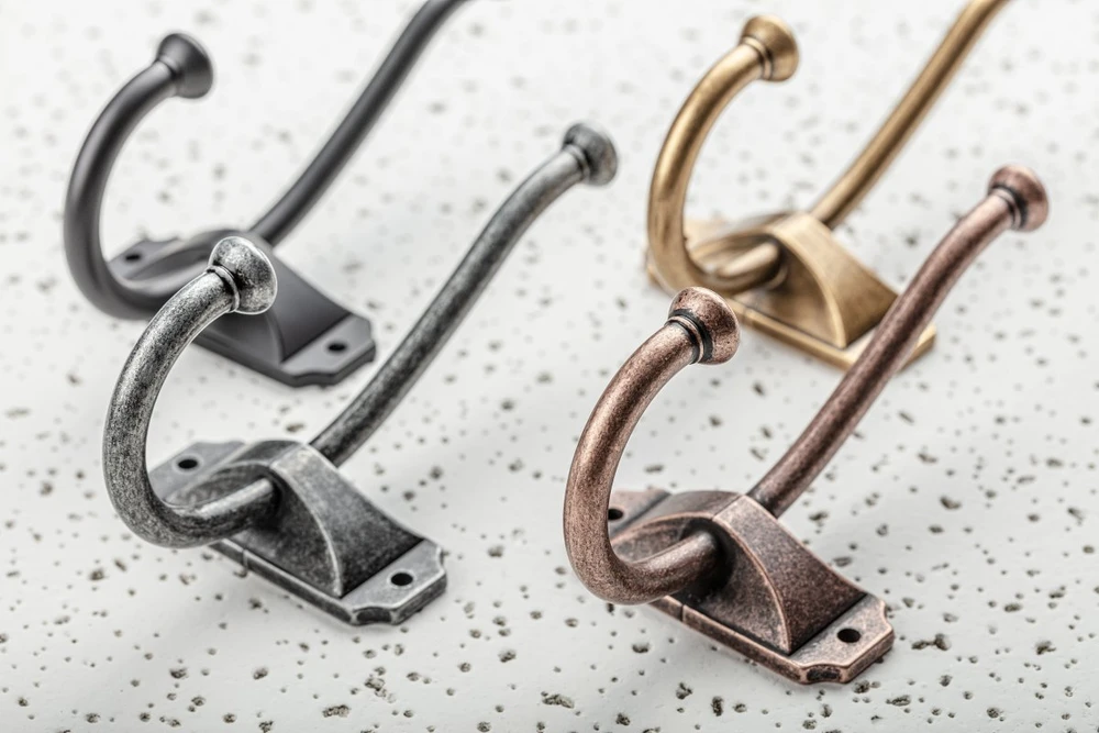 CRAFT zamak hanger, antique brass