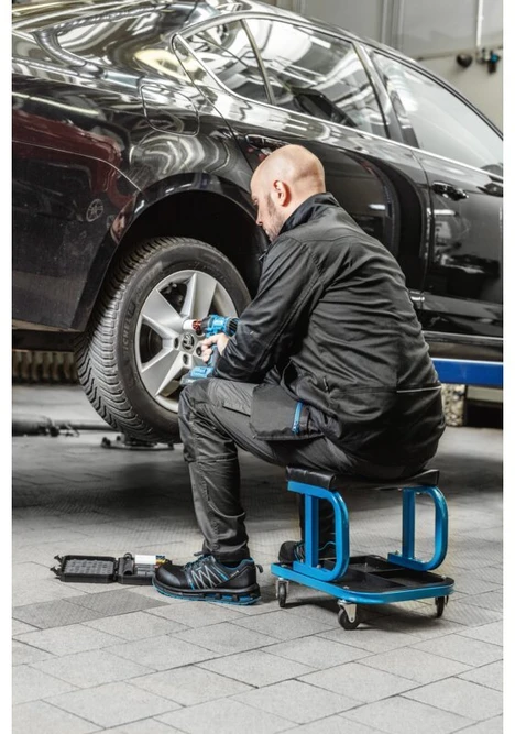 Kėdutė mechanikui Hogert HT7G561