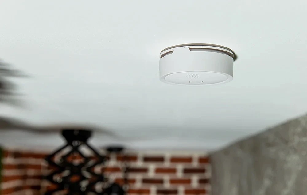 Shelly Plus Smoke Wifi dūmų sensorius / sirena