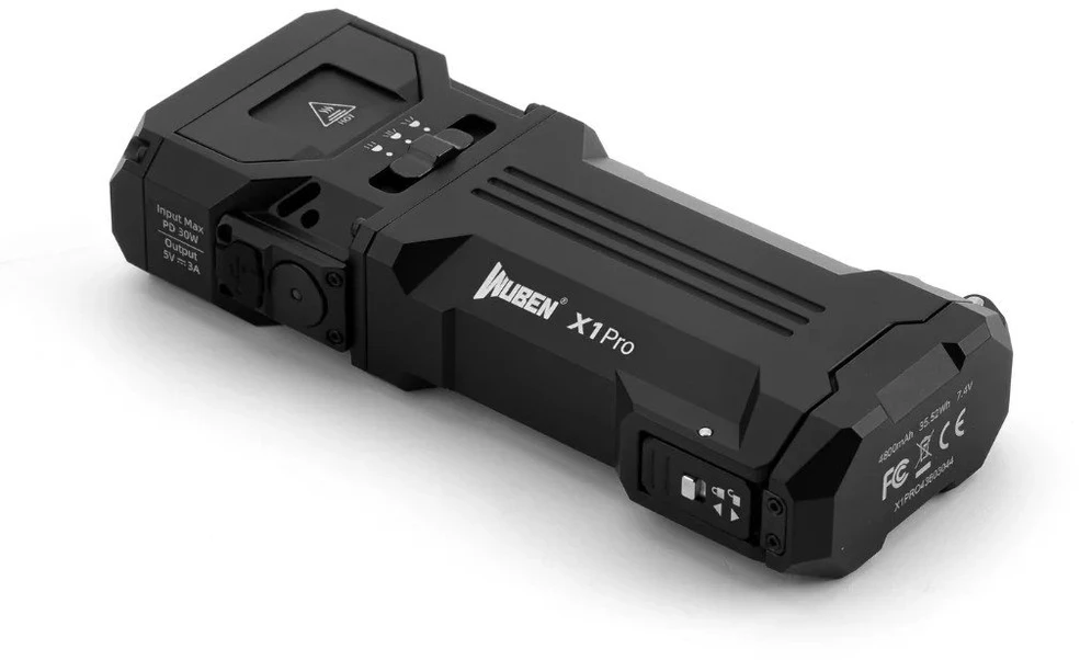 Galingas prožektorius Wuben X1 Pro, 12 300 lm, Spot + Flood, Power Bank, juodas