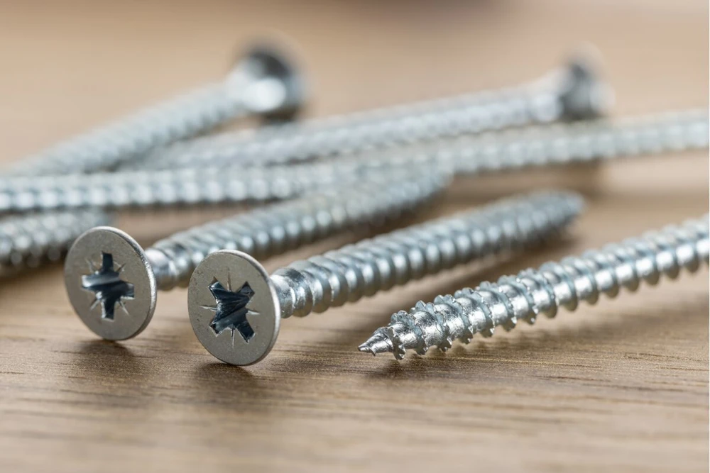 GTV IRONFAST screw, 6x70, PZ3, chipboard, steel, baltas zinc plated (100 pcs)