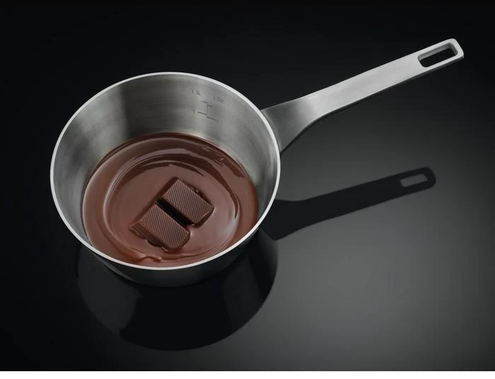 Kaitlentė Electrolux LIV63431BK (Pažeista pakuotė)