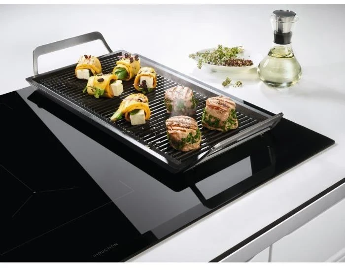 Kaitlentė Electrolux LIV63431BK (Pažeista pakuotė)