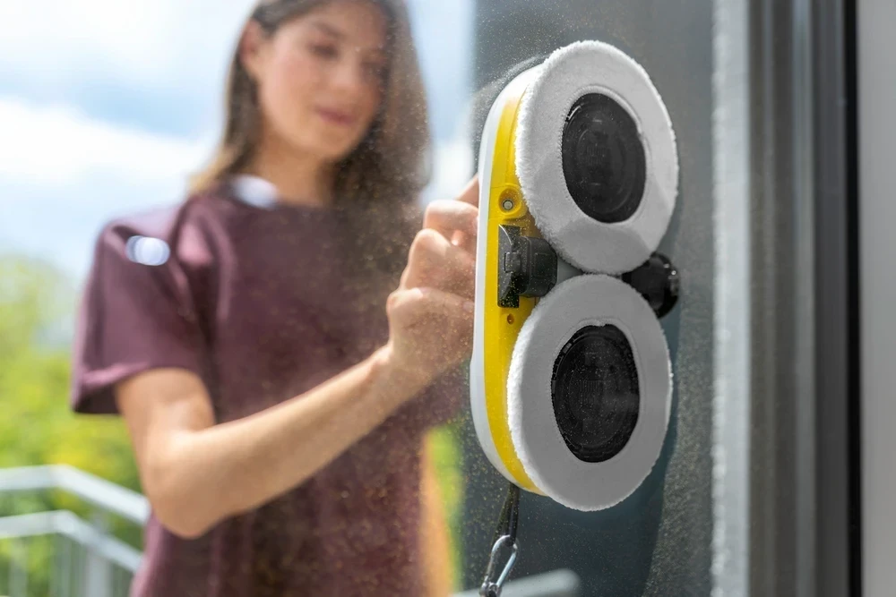 Kärcher Langų valymo robotas RCW 2 | 1.269-210.0 (Pažeista pakuotė)