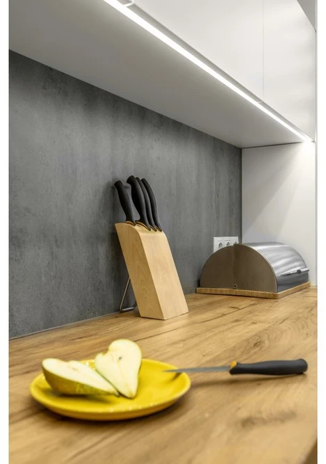 LED Taikomas aliuminio profilis GLAX Mini High 14mm Juodas Mat 2m