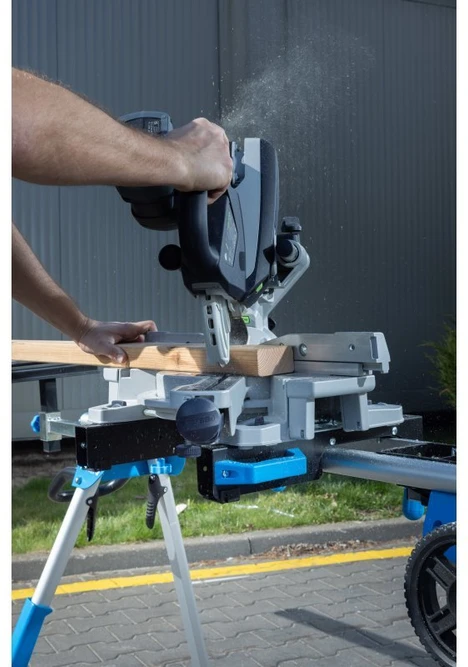 Miter saw table
