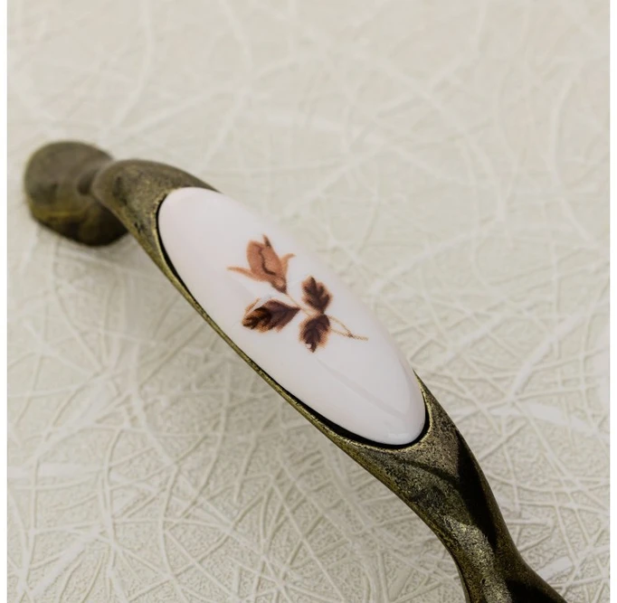 Porcelain handle 728P C=96mm antique brass B-autumn rose