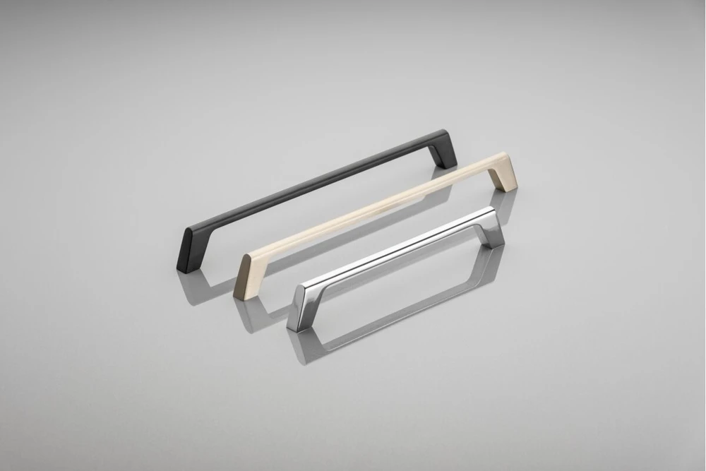 GTV Zamak handle G2 C=160mm brushed steel