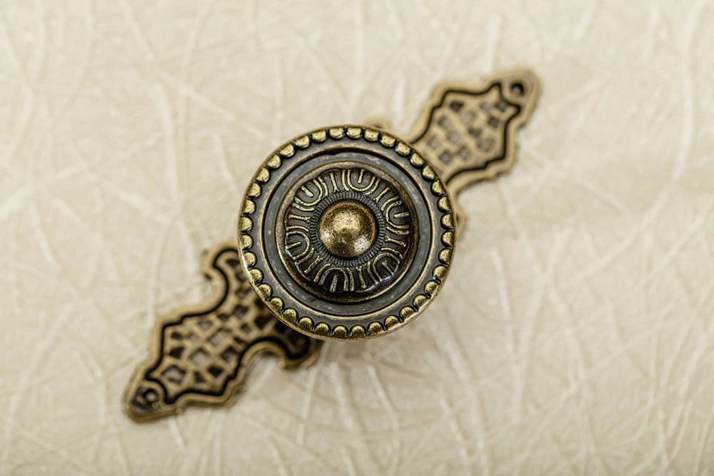 Zamak knob 1136 antique brass
