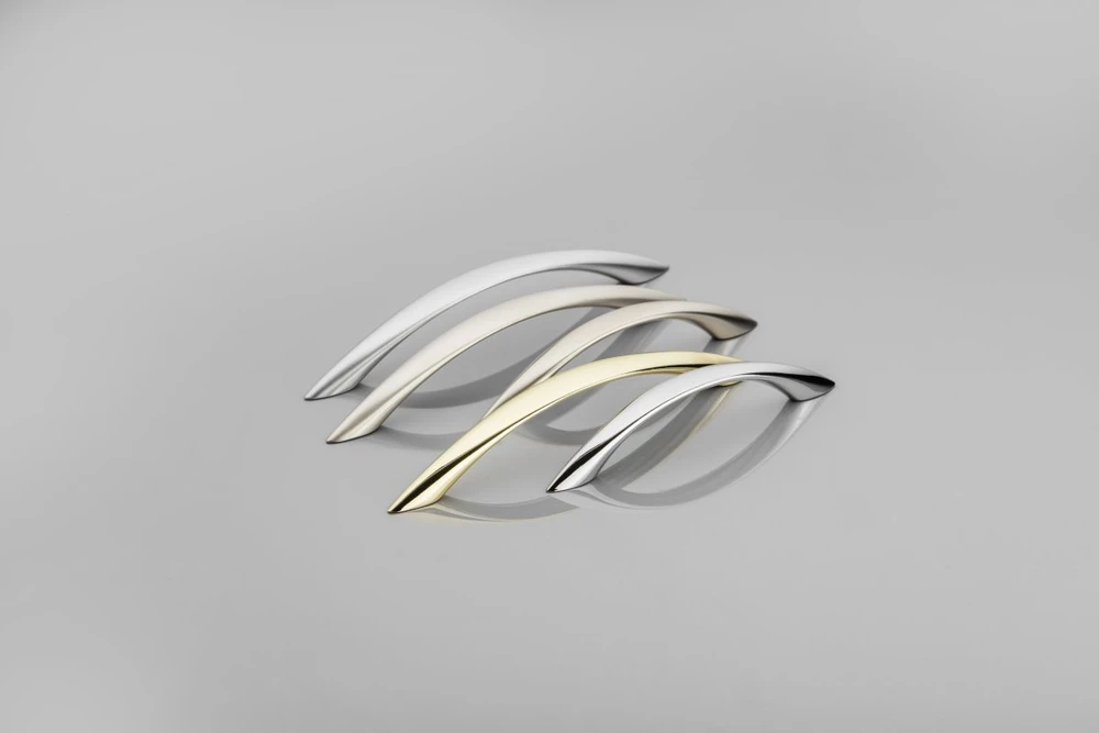 GTV „Zamak“ rankena 01 C=96 mm chromuota