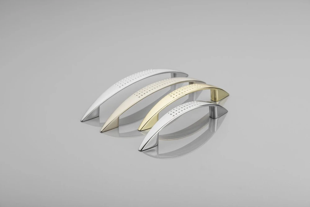 GTV „Zamak“ rankena 05 C=128 mm chromuota