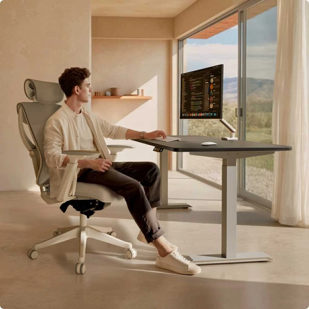 Elektrinis reguliuojamo aukščio stalas Desktronic HomeOne Pilkas/Juodas, 160x80cm, Dvigubas motoras, USB ir USB-C įkrovimo lizdai