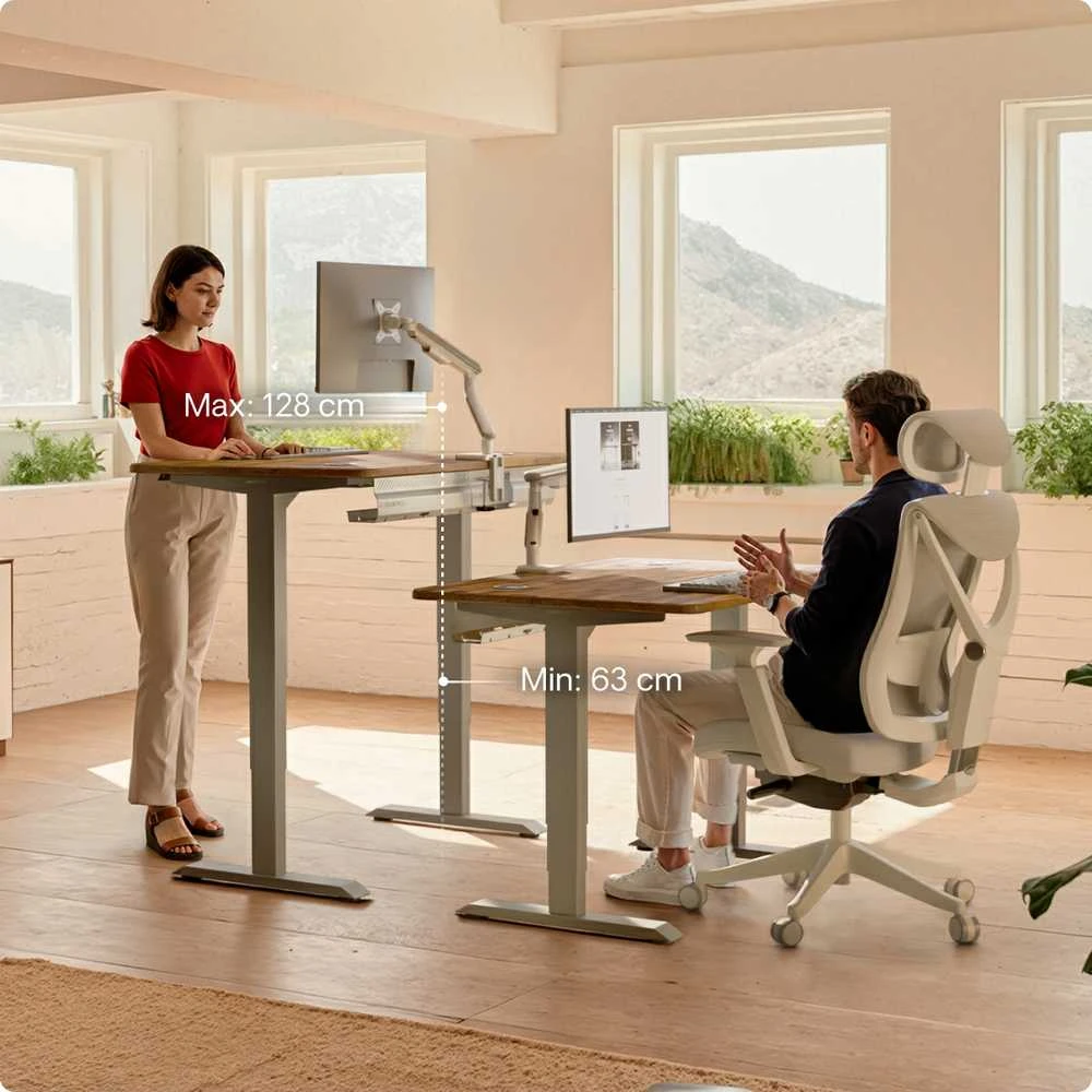Elektrinis reguliuojamo aukščio stalas Desktronic HomePro Riešutmedžio masyvas/Pilkas, 200x80cm, Dvigubas motoras, USB ir USB-C įkrovimo lizdai