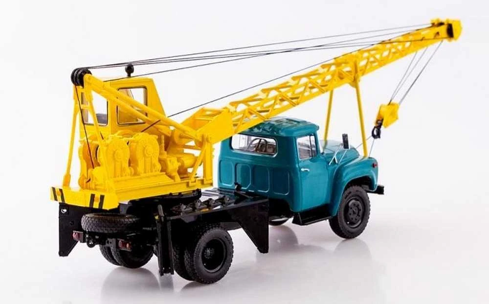 Sunkvežimio krano „AK-75V (Zil 130)” modelis, 3+