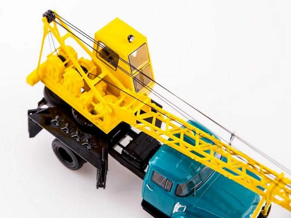 Sunkvežimio krano „AK-75V (Zil 130)” modelis, 3+