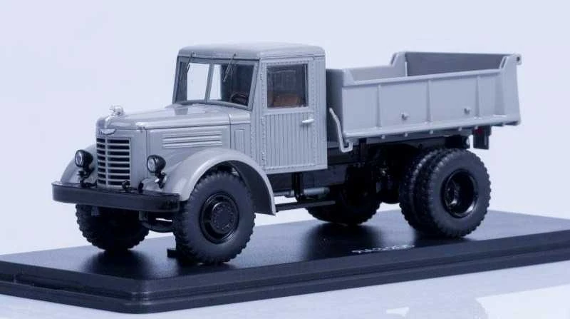 Sunkvežimio "Yaaz-205" modelis, 3+