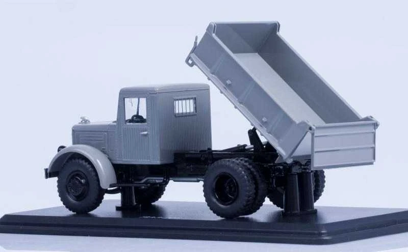 Sunkvežimio "Yaaz-205" modelis, 3+