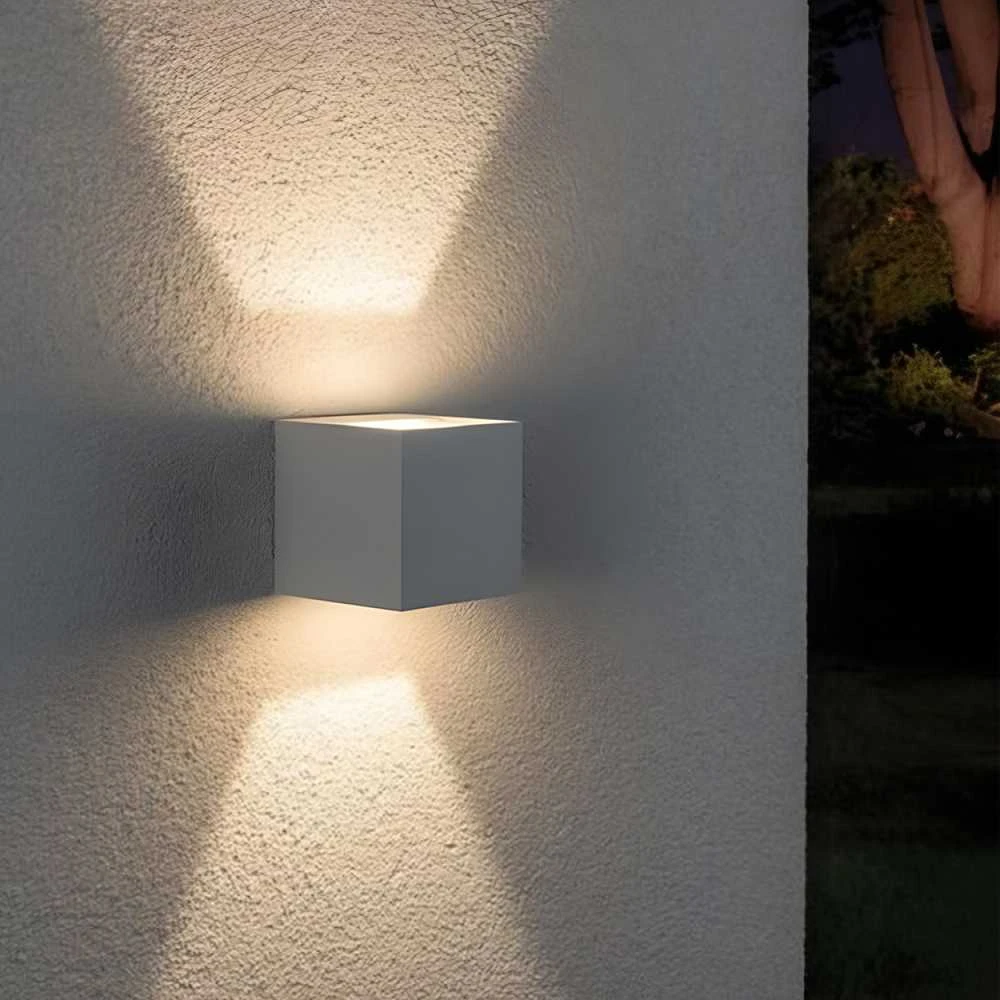 Fasado šviestuvas dvipusis LED 6W 520Lm 2700K IP54, VIDEX VL-AR04-062W | ERIC-Baltas (šiltai balta šviesa), baltas – Dvipusis šviesos srautas