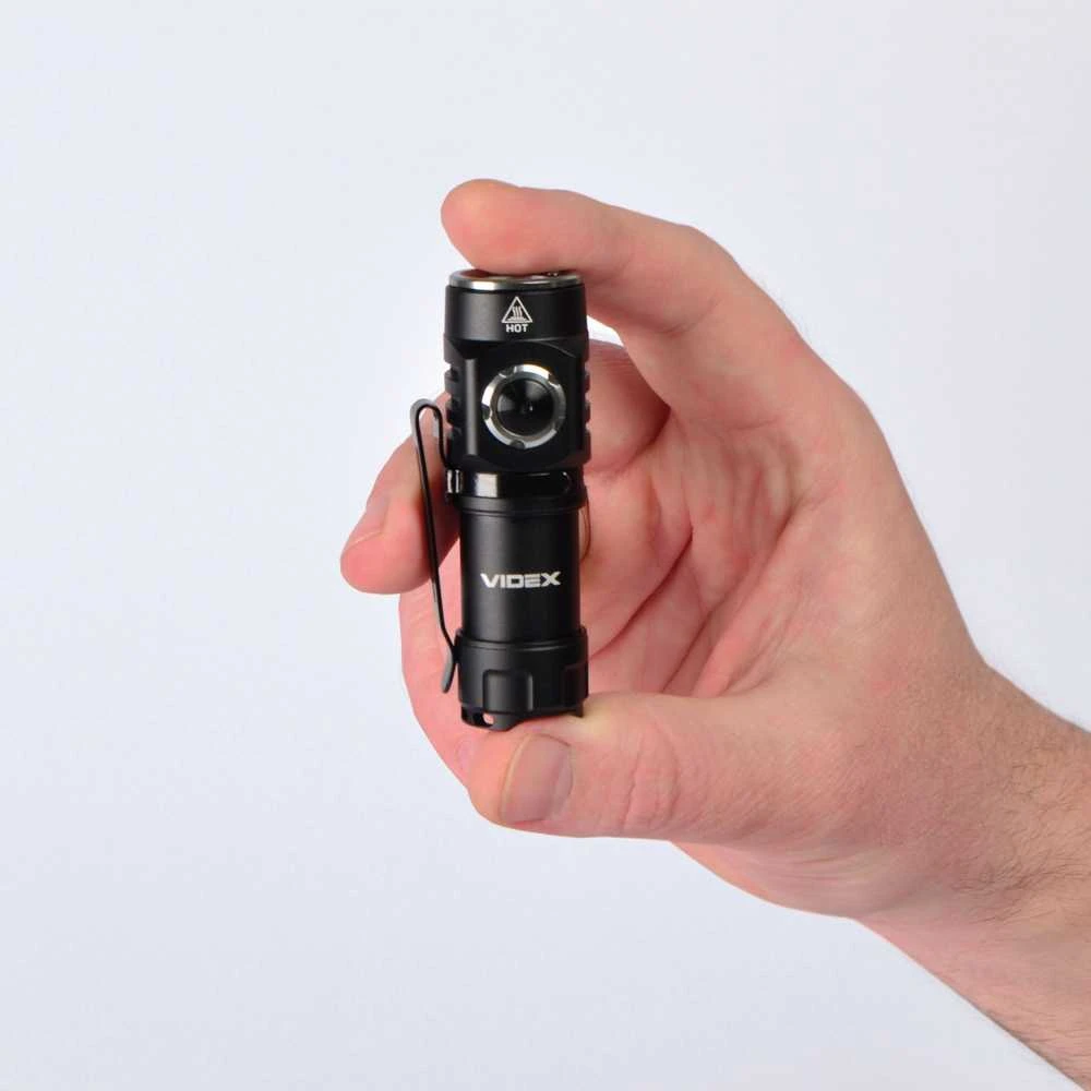 Įkraunamas kišeninis LED žibintuvėlis Luminus SST20 10W, 600Lm 5700K, Li-ion 16340 800mAh (keičiamas į CR123A), VIDEX VLF-A055 – Kompaktiškas dydis ir plieno klipsas