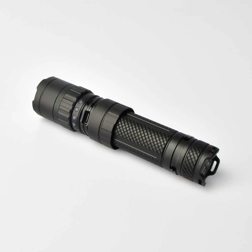 Įkraunamas kišeninis LED žibintuvėlis Luminus SST40 20W, 1700Lm 6500K, Li-ion 21700 4000mAh (keičiamas į 18650), VIDEX VLF-A156R – Mechaninis sukamasis jungiklis