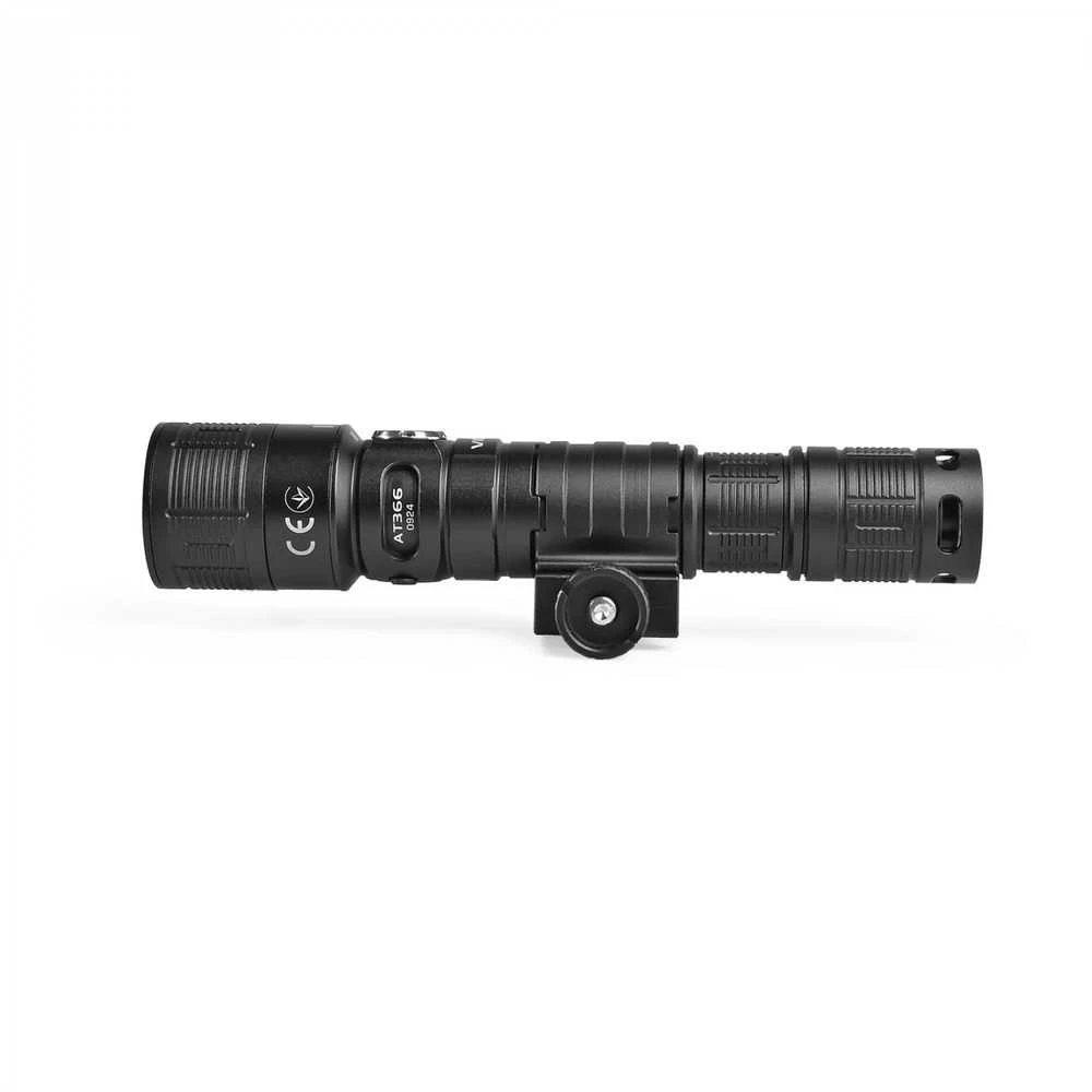 Taktinis LED žibintuvėlis Luminus SST40 10W, Balta/Raudona šviesa, Priartinimas, 1000Lm 5000K, Li-ion 18650 2200mAh, VIDEX VLF-AT366 – Ginklo laikiklis